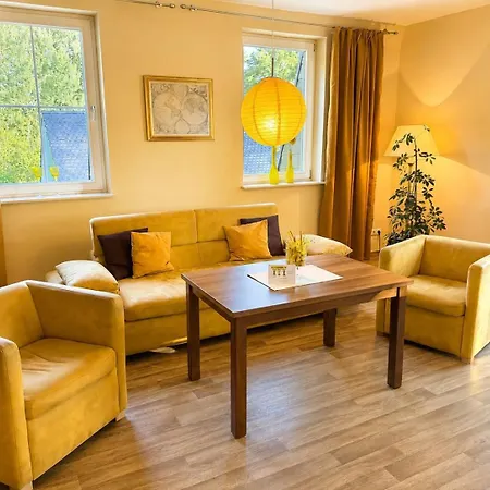 Apartment Gutshaus Luxus Sonnenstrahl Garz (Rugen)