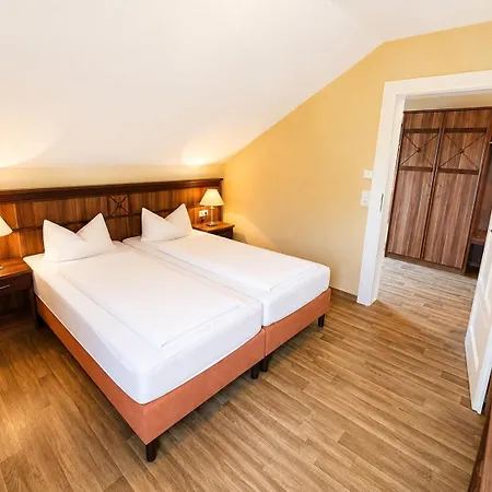 Apartment Gutshaus Luxus Sonnenstrahl Garz (Rugen)