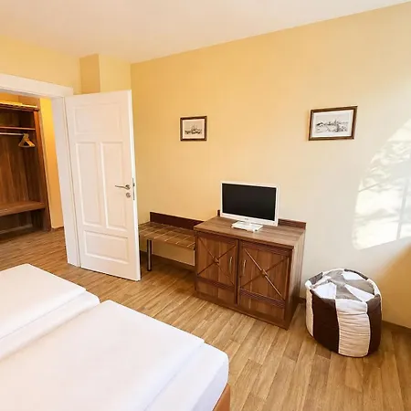 Gutshaus Luxus Sonnenstrahl Apartment Garz (Rugen)